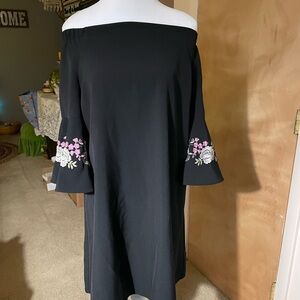 Jennifer Lopez Black Off-Shoulder Dress with Floral Sleeves